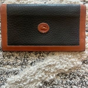 Vintage Dooney & Bourke Leather Checkbook Holder